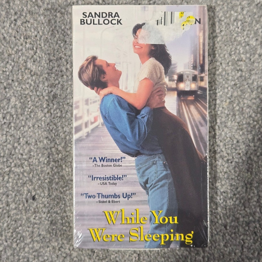While You Were Sleeping VHS Sandra Bullock Bill Pullman 1995 Sealed